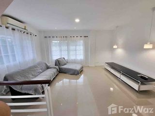 For rent 4 Beds townhouse in Phasi Charoen, Bangkok