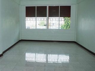 For sale 3 bedrooms retail Space in Bang Khae, Bangkok