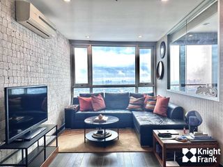 For sale 3 bedrooms condo in Khlong Toei, Bangkok