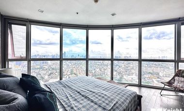 For sale 3 bedrooms condo in Khlong Toei, Bangkok
