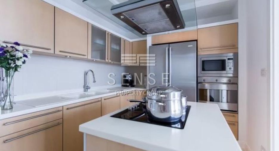 For rent 3 bedrooms condo in Pathum Wan, Bangkok