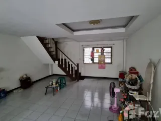 For sale 3 Beds townhouse in Suan Luang, Bangkok