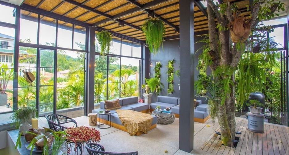 For rent and for sale 4 bedrooms villa in Thalang, Phuket
