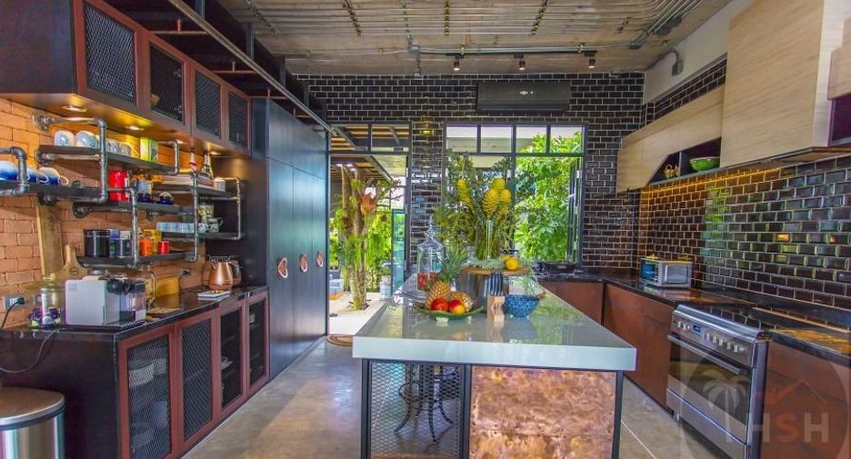 For rent and for sale 4 bedrooms villa in Thalang, Phuket