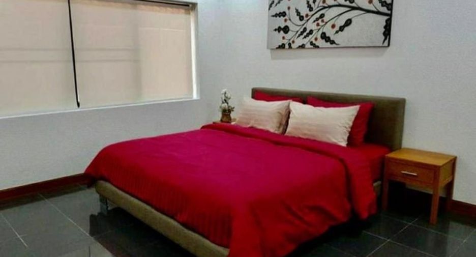 For rent 5 bed villa in Pratumnak, Pattaya