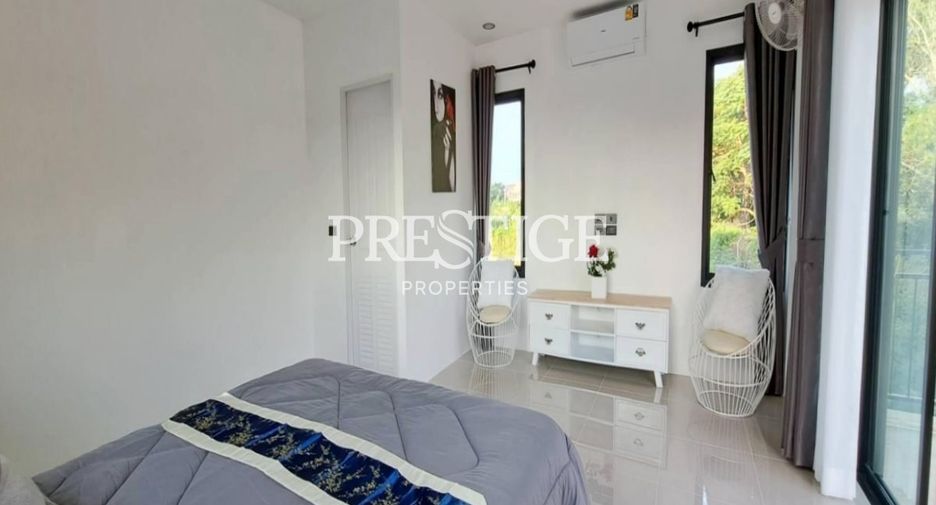 For rent and for sale 6 bedrooms house in Bang Lamung, Chonburi