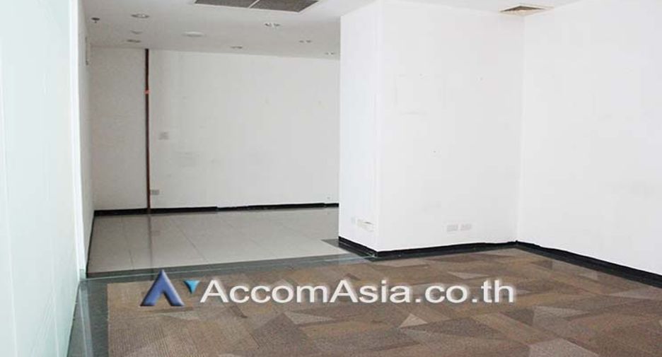 For rent and for sale 99 bed office in Watthana, Bangkok