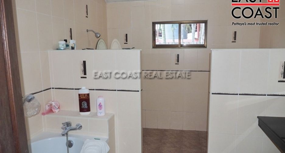 Haus zum Kauf mit 4 Zimmer in Bang Lamung, Chonburi