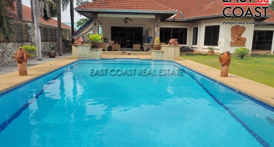 Haus zum Kauf mit 4 Zimmer in Bang Lamung, Chonburi