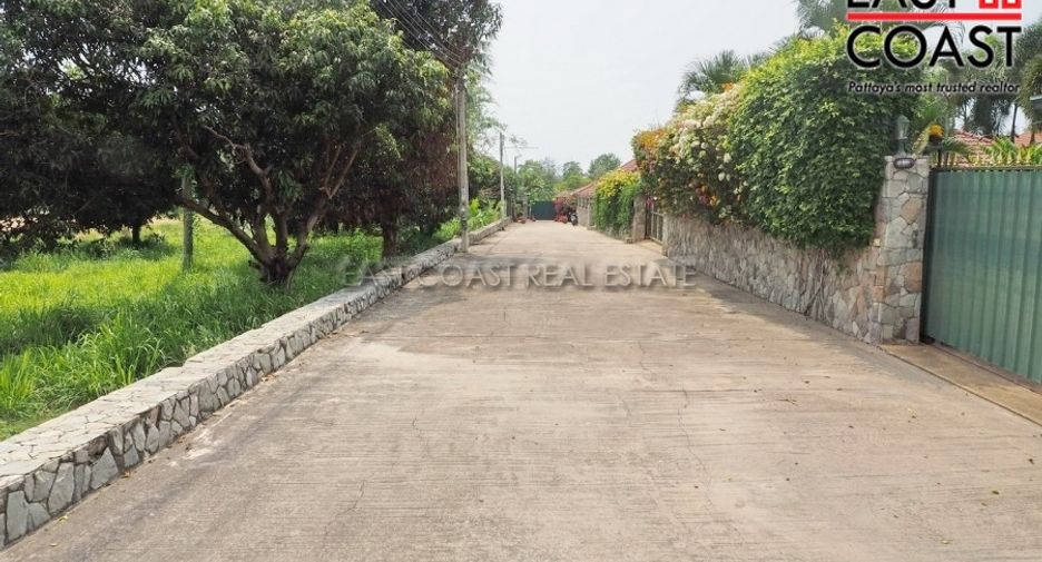 Haus zum Kauf mit 4 Zimmer in Bang Lamung, Chonburi