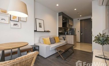 For sale 1 bed condo in Huai Khwang, Bangkok
