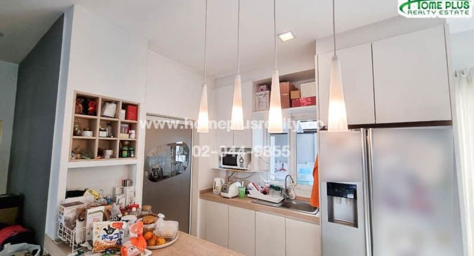 Casa en venta de 3 habitaciones en Khan Na Yao, Bangkok