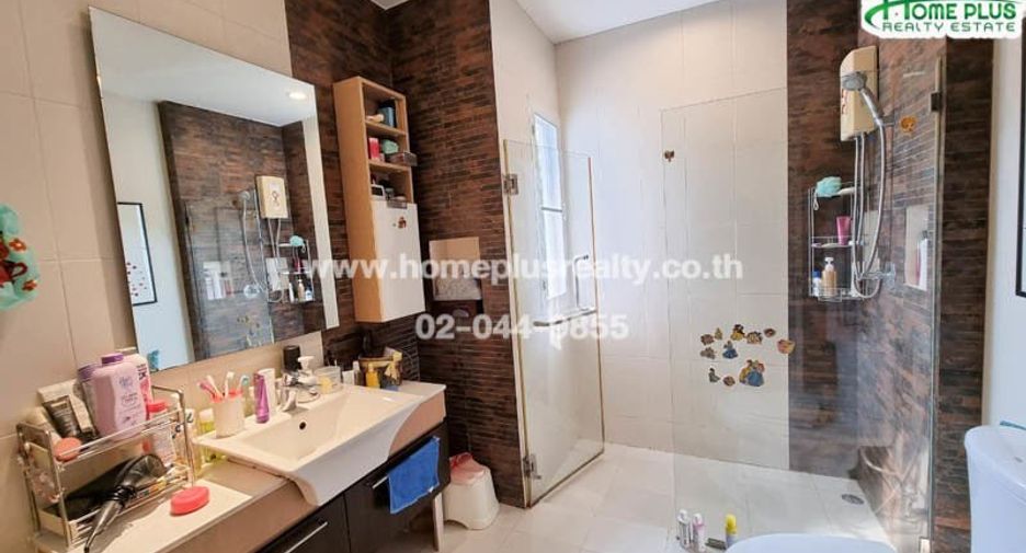 Casa en venta de 3 habitaciones en Khan Na Yao, Bangkok