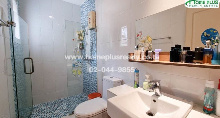Casa en venta de 3 habitaciones en Khan Na Yao, Bangkok