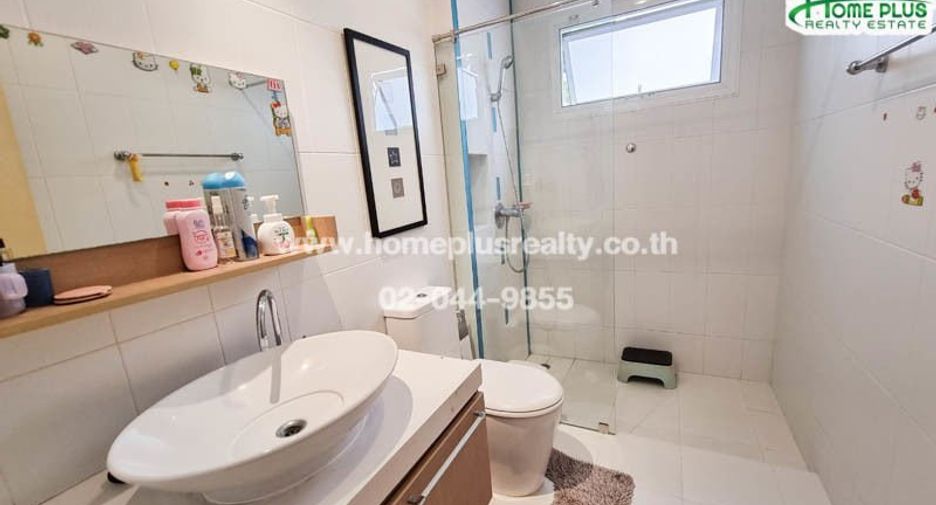 Casa en venta de 3 habitaciones en Khan Na Yao, Bangkok