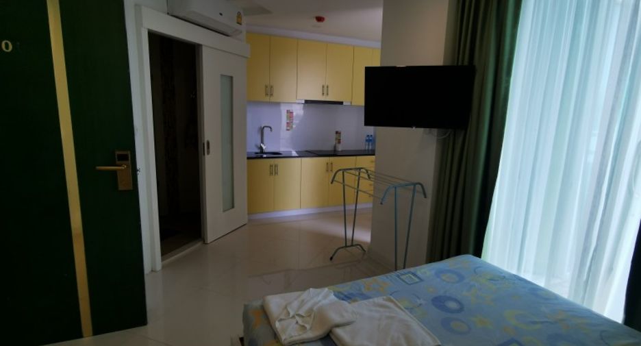For sale 1 bed condo in Bang Lamung, Chonburi