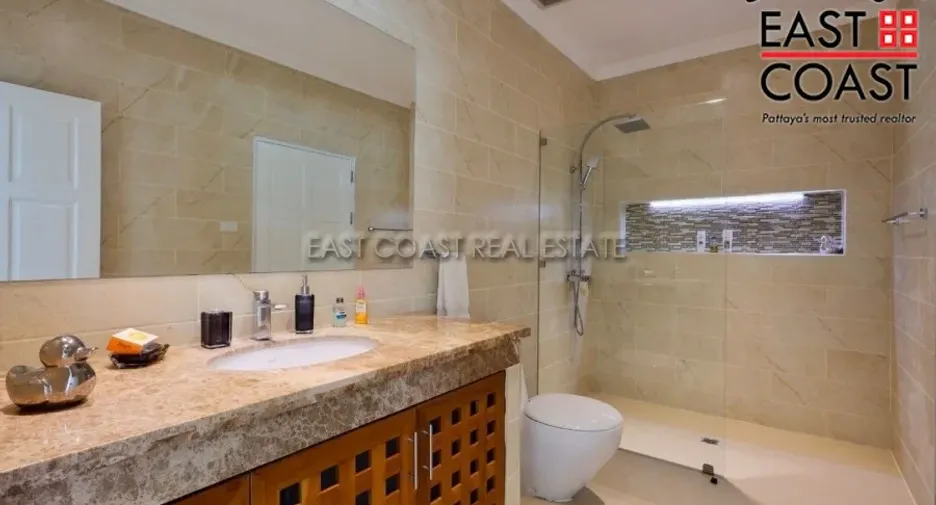 For rent 5 bedrooms house in Jomtien, Pattaya