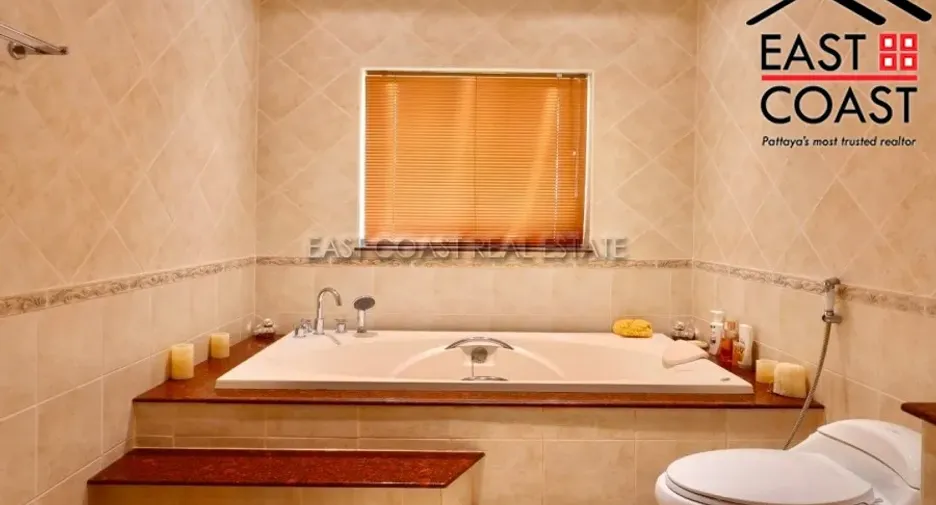 For rent 5 bedrooms house in Jomtien, Pattaya