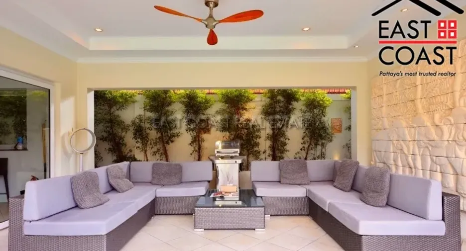 For rent 5 bedrooms house in Jomtien, Pattaya