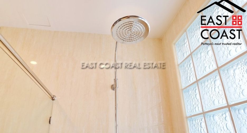 For sale 2 bedrooms condo in Pratumnak, Pattaya