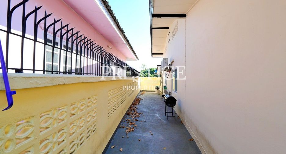 For sale 2 bed house in Sattahip, Chonburi
