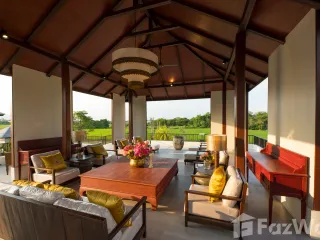 For sale 5 bed villa in Saraphi, Chiang Mai
