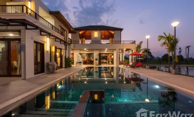 For sale 5 bed villa in Saraphi, Chiang Mai
