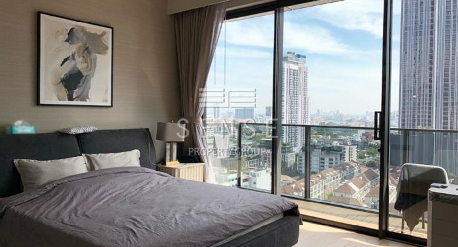 For sale 5 bedrooms condo in Watthana, Bangkok