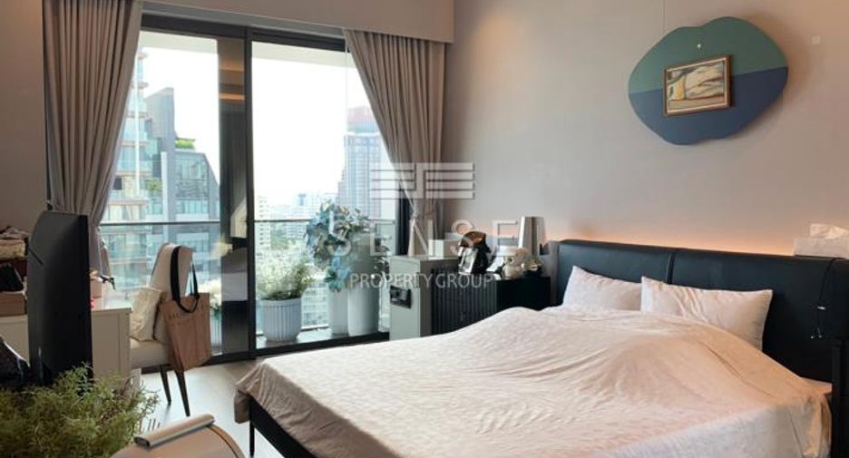 For sale 5 bedrooms condo in Watthana, Bangkok