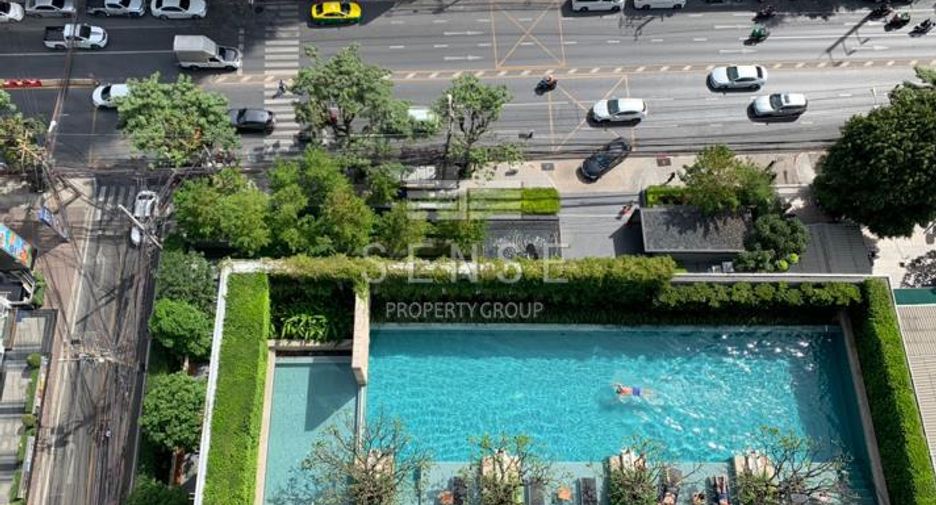 For sale 5 bedrooms condo in Watthana, Bangkok