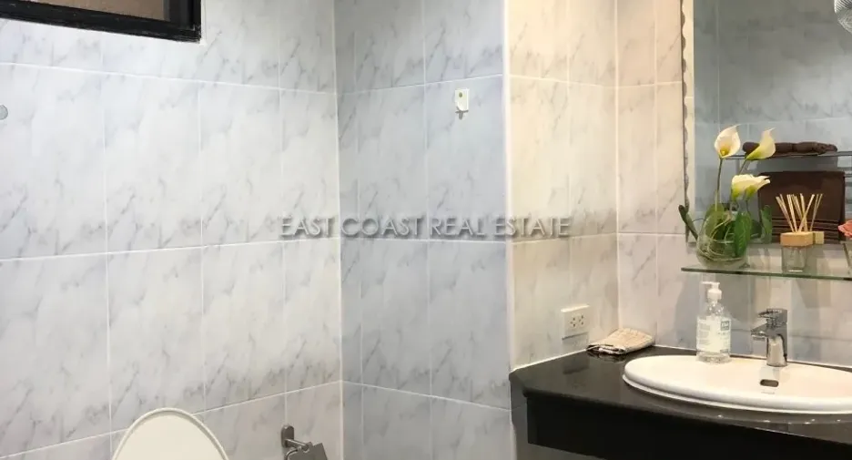 For rent and for sale 1 bed condo in Bang Lamung, Chonburi