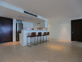 For rent 3 bedrooms condo in Bang Lamung, Chonburi