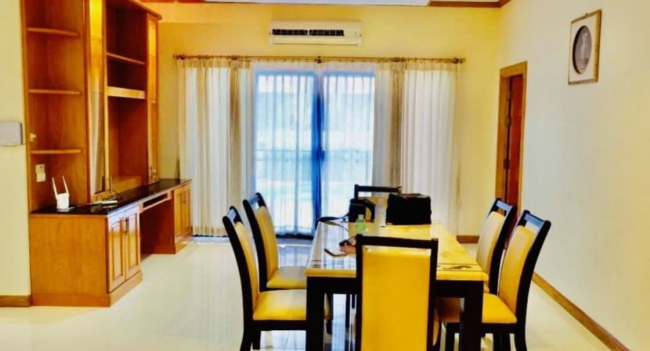 出租 和 出售 4 卧室 独立屋 在 Bang Lamung, Chon Buri