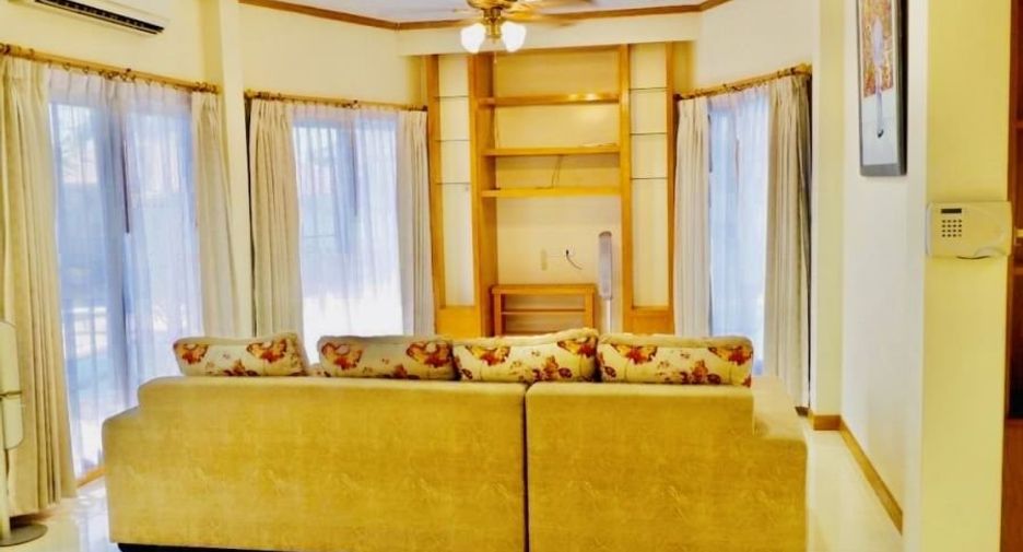 出租 和 出售 4 卧室 独立屋 在 Bang Lamung, Chon Buri