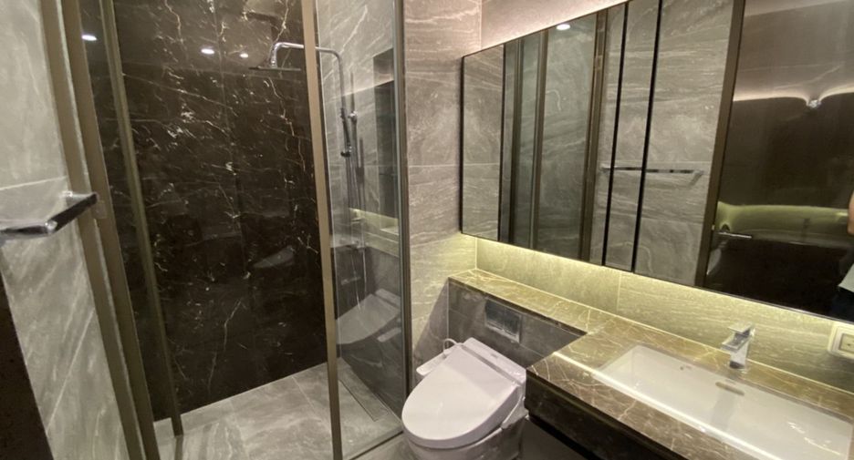 For rent 1 bed condo in Khlong Toei, Bangkok