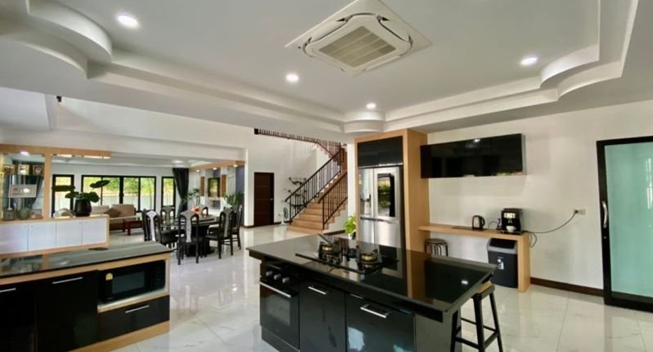 For rent and for sale 5 bedrooms house in San Sai, Chiang Mai