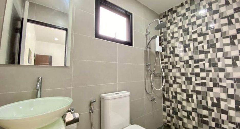 For rent and for sale 5 bedrooms house in San Sai, Chiang Mai