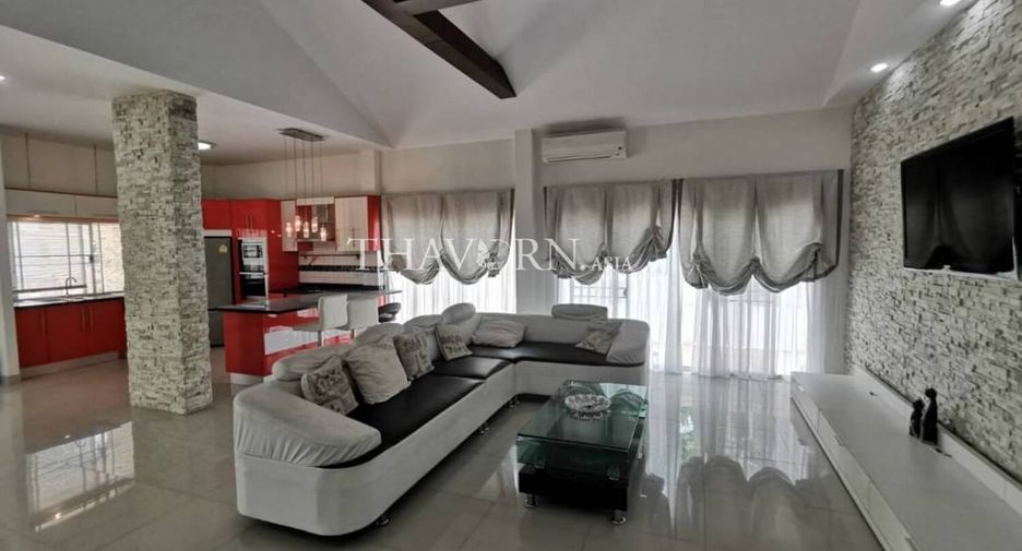 Haus zum Kauf mit 3 Zimmer in Huay Yai, Pattaya