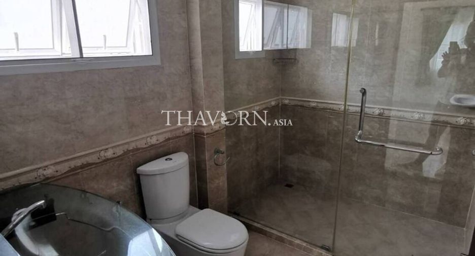 Haus zum Kauf mit 3 Zimmer in Huay Yai, Pattaya