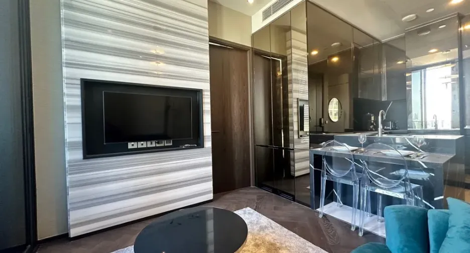 For rent 1 bed condo in Khlong Toei, Bangkok