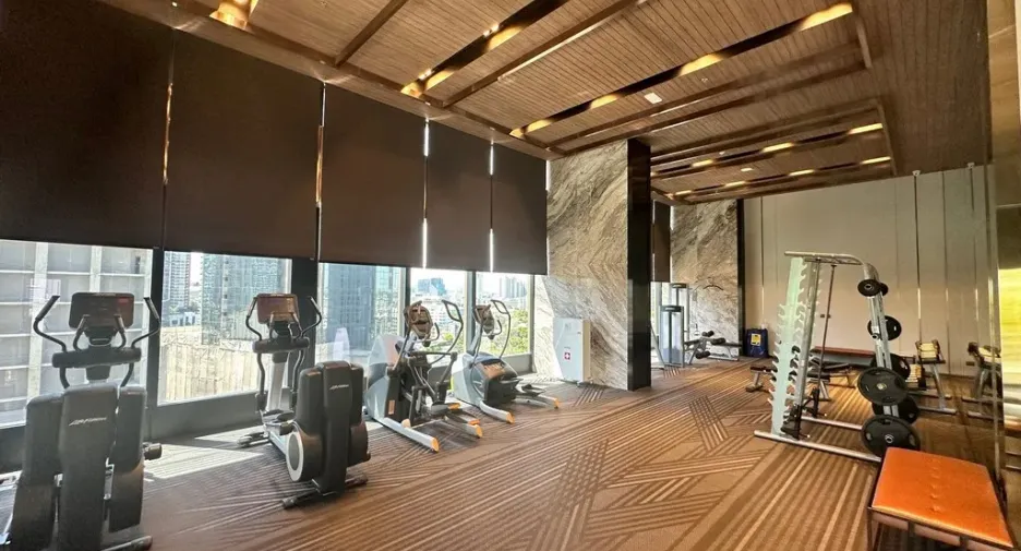 For rent 1 bed condo in Khlong Toei, Bangkok