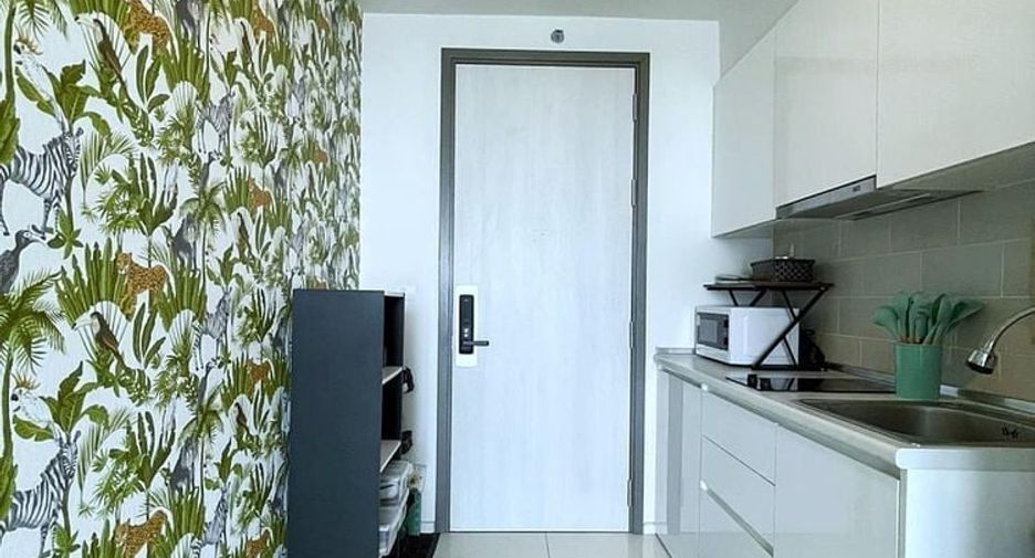 For sale 1 bed condo in Phaya Thai, Bangkok