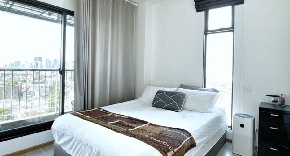 For sale 1 bed condo in Phaya Thai, Bangkok