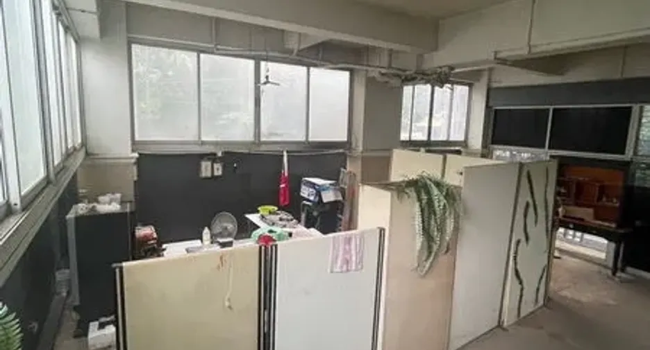 For rent office in Yan Nawa, Bangkok