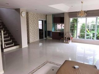 For sale 4 Beds house in Phasi Charoen, Bangkok