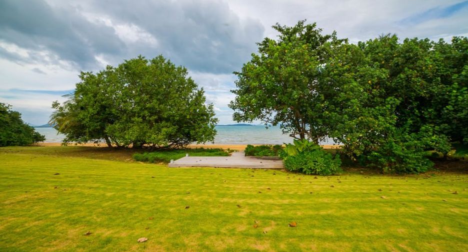 For rent and for sale 6 bedrooms villa in Thalang, Phuket