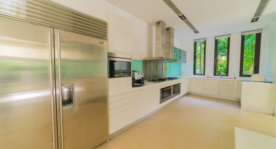 For rent and for sale 6 bedrooms villa in Thalang, Phuket