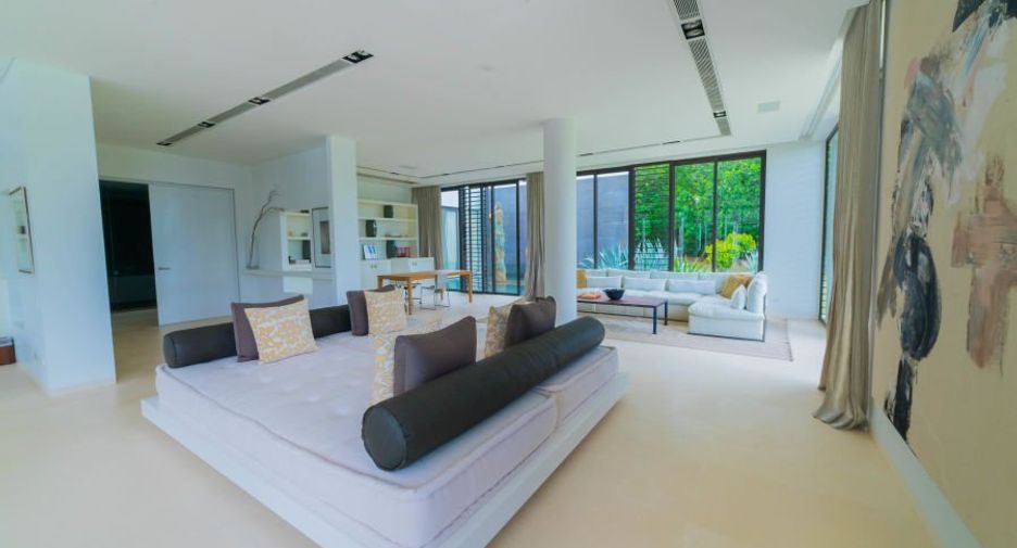 For rent and for sale 6 bedrooms villa in Thalang, Phuket