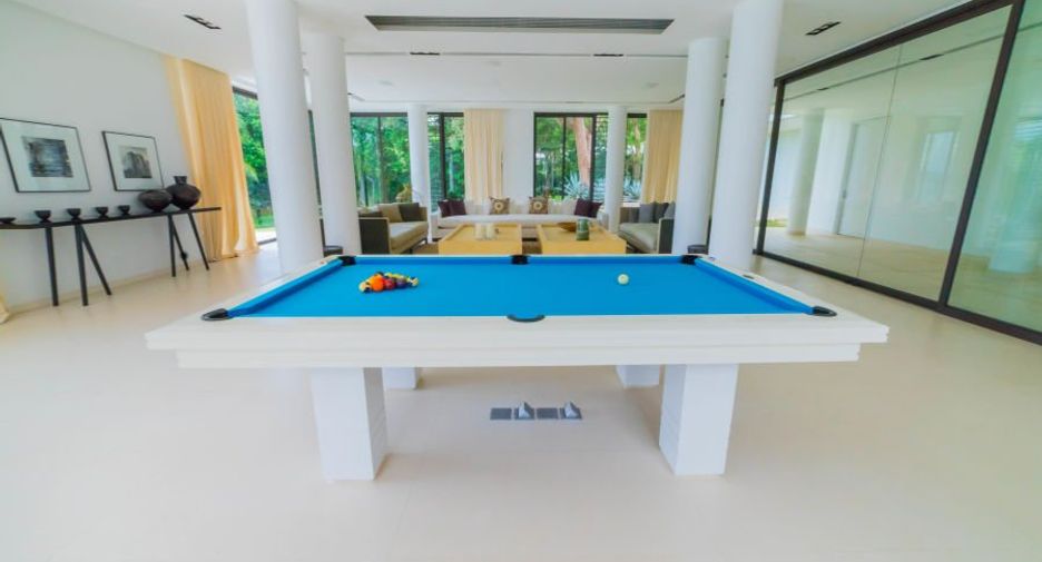 For rent and for sale 6 bedrooms villa in Thalang, Phuket