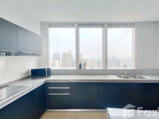 For rent 3 bed condo in Khlong Toei, Bangkok